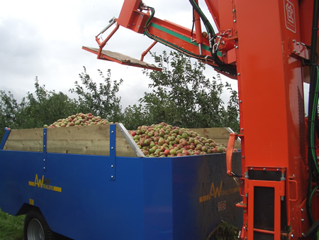 Centipede Apple Harvester